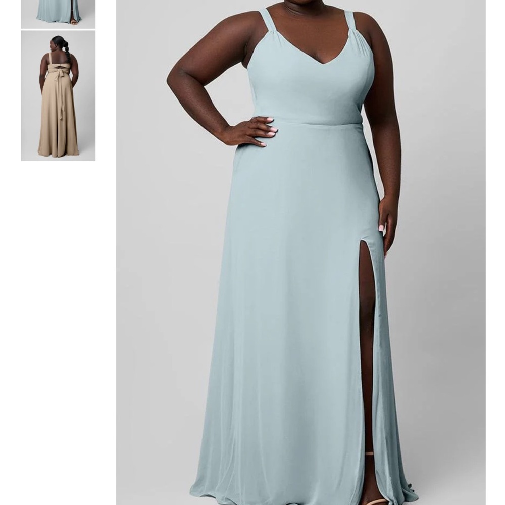 Elegant Light Blue Sleeveless Wedding Dress